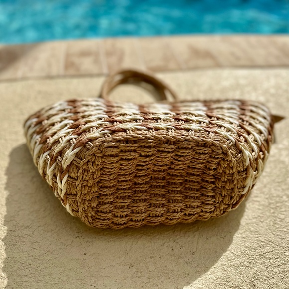 Woven Loop Handle Basket Tote - Picture 5 of 8